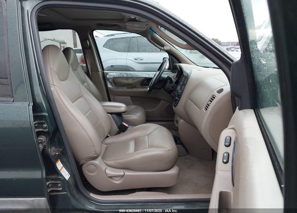 2001 FORD ESCAPE XLT VIN: 1FMCU04161KF56061