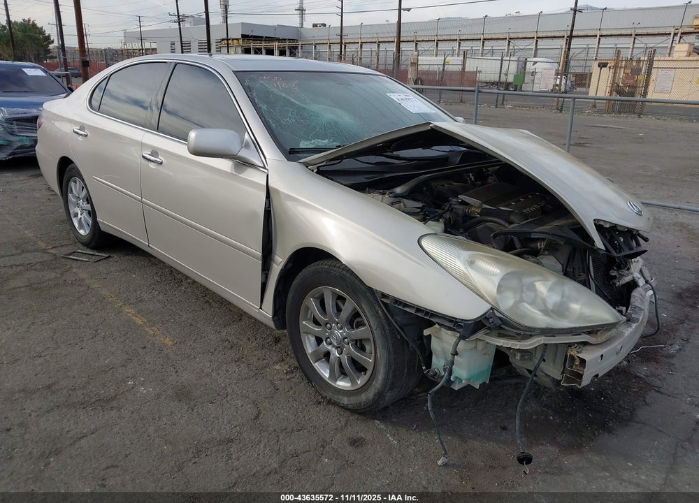 2002 LEXUS ES 300 VIN: JTHBF30G520031607