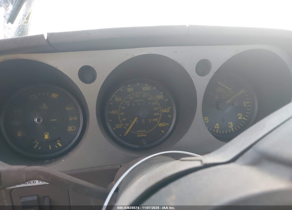 1984 PORSCHE 944 VIN: WP0AA094XEN462678