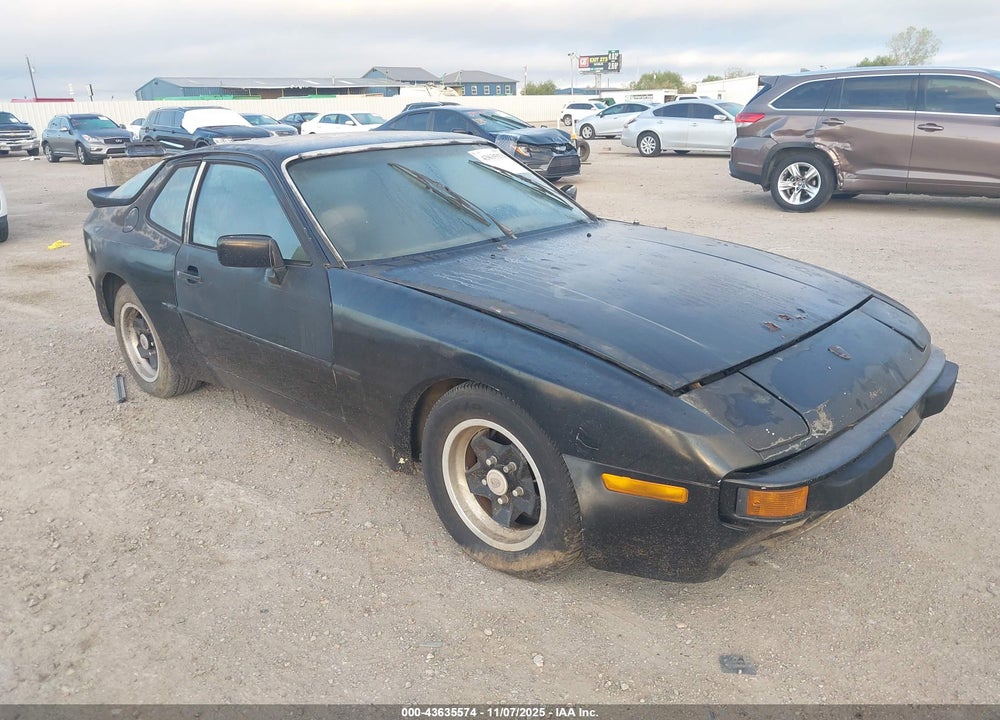 1984 PORSCHE 944 VIN: WP0AA094XEN462678