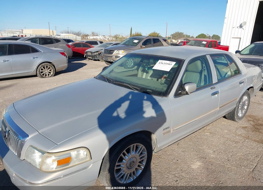 2011 MERCURY GRAND MARQUIS LS VIN: 2MEBM7FV6BX602638