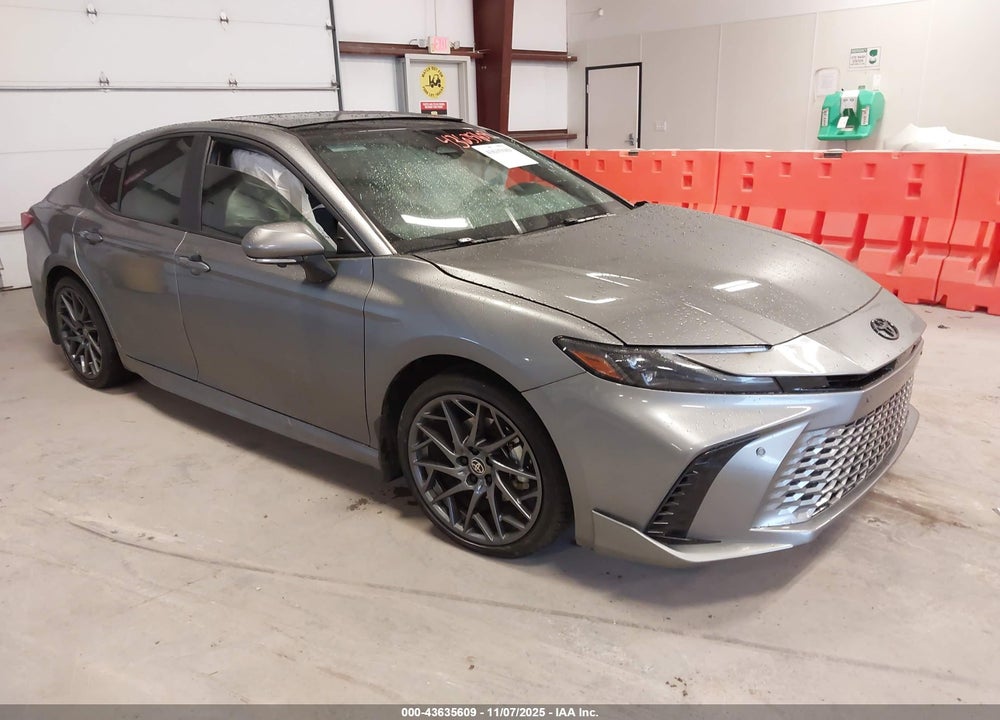 2025 TOYOTA CAMRY XSE VIN: 4T1DAACK5SU575641