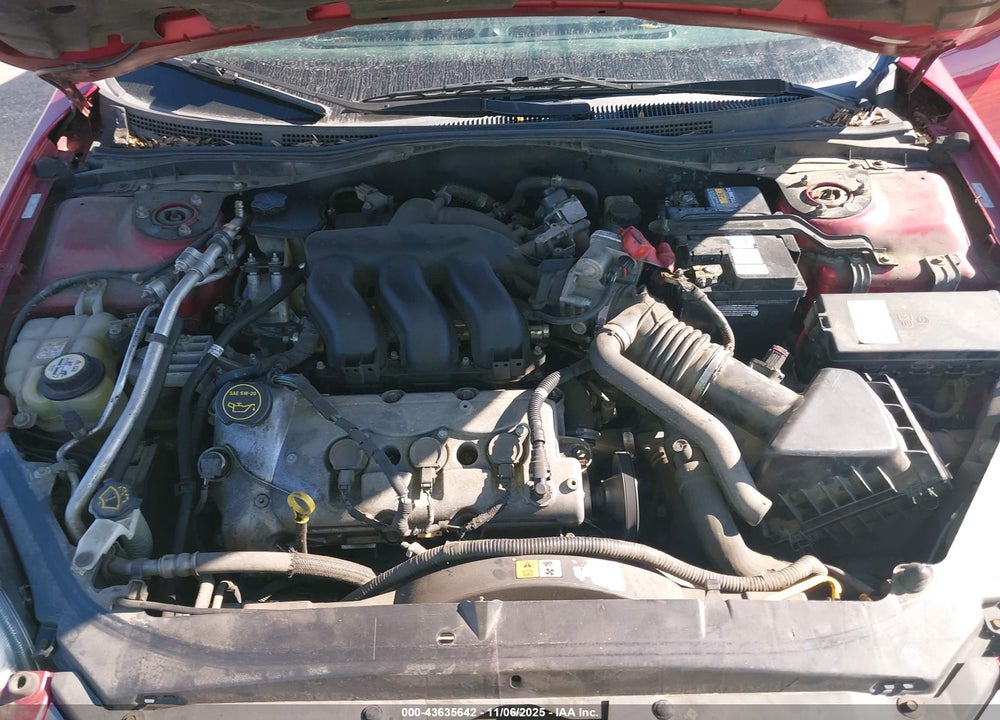 2008 FORD FUSION VIN: 3FAHP08118R230952