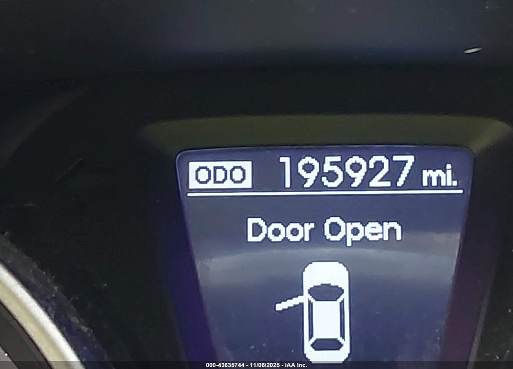2013 HYUNDAI ELANTRA GT VIN: KMHD35LE2DU020869