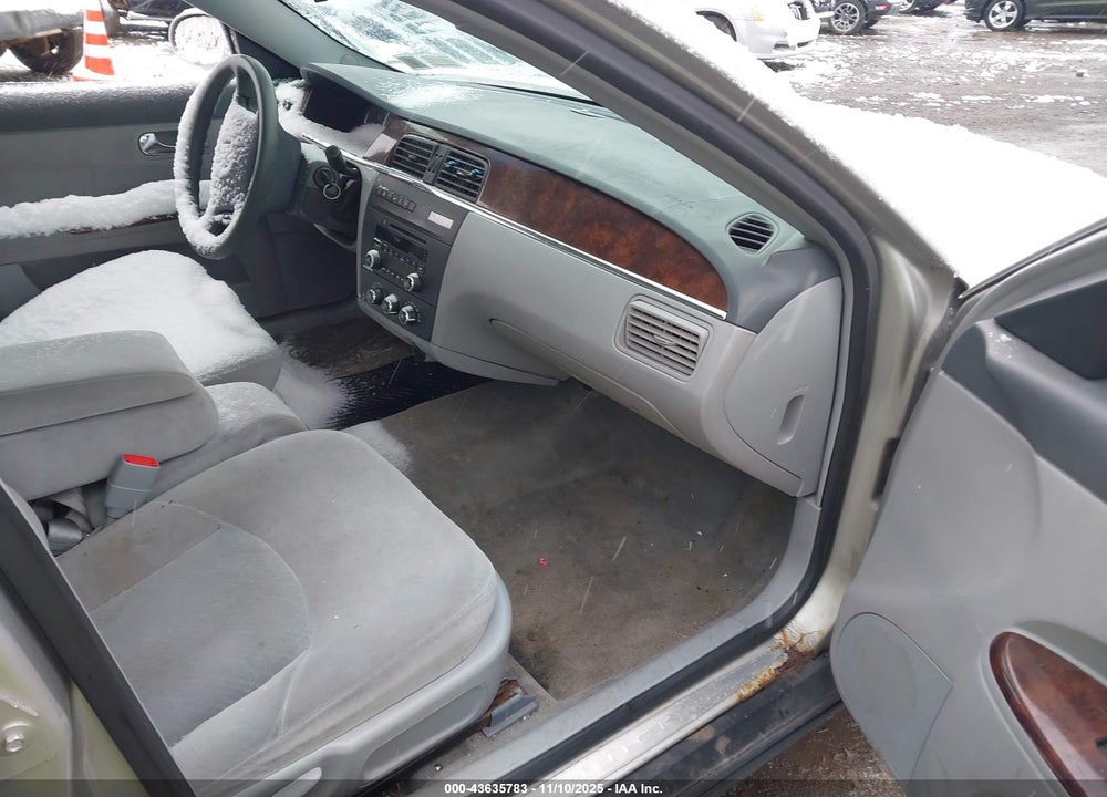 2007 BUICK LACROSSE CX VIN: 2G4WC582171156871