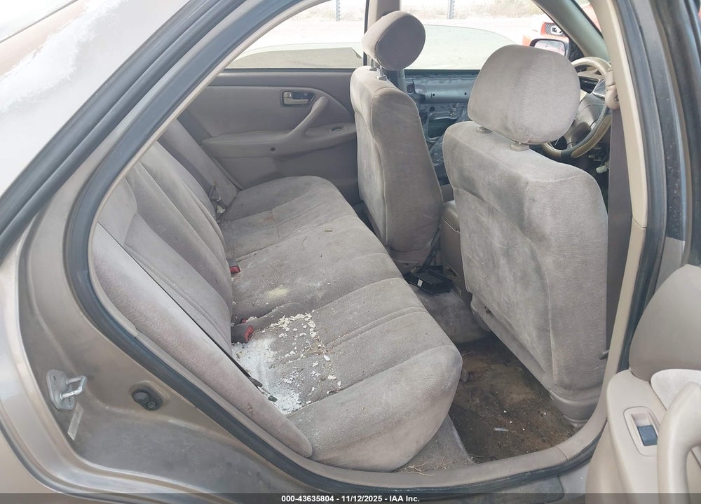 1999 TOYOTA CAMRY LE VIN: 4T1BG22K6XU875256