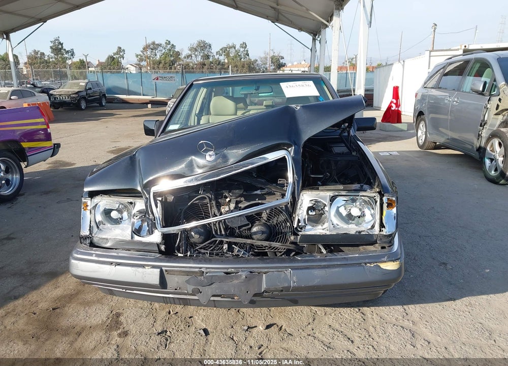 1994 MERCEDES-BENZ E 320 VIN: WDBEA32E6RC127973