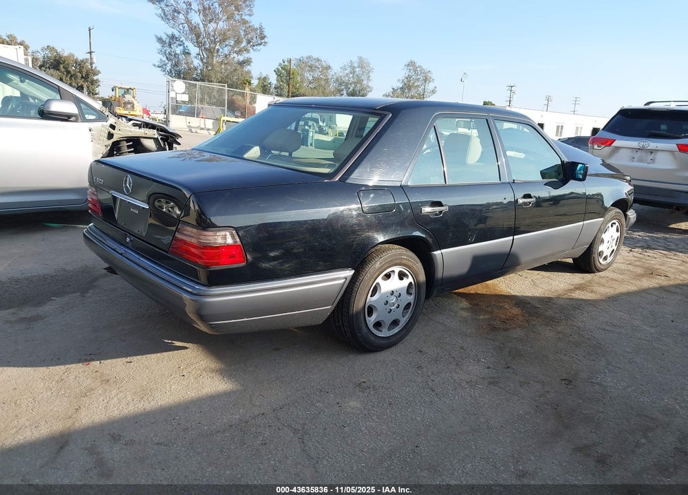 1994 MERCEDES-BENZ E 320 VIN: WDBEA32E6RC127973