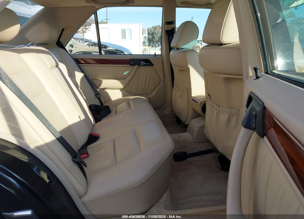 1994 MERCEDES-BENZ E 320 VIN: WDBEA32E6RC127973