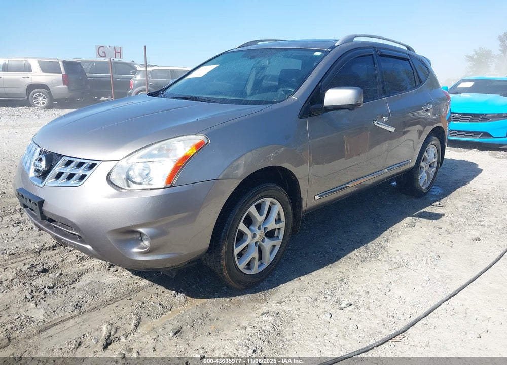 2013 NISSAN ROGUE SV W/SL PKG VIN: JN8AS5MV8DW634939