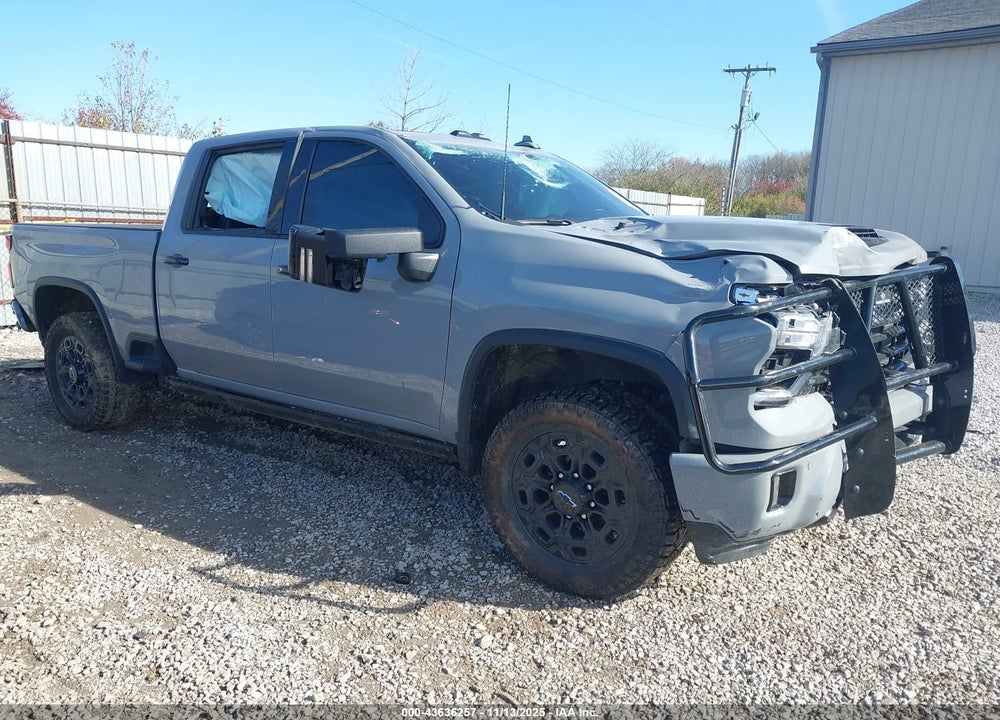 2024 CHEVROLET SILVERADO 2500HD 4WD  STANDARD BED LTZ VIN: 2GC4YPEY1R1252259
