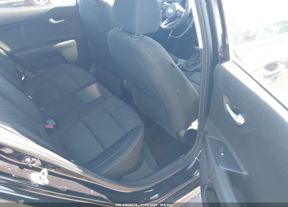 2019 KIA RIO VIN: 3KPA24AB5KE242525