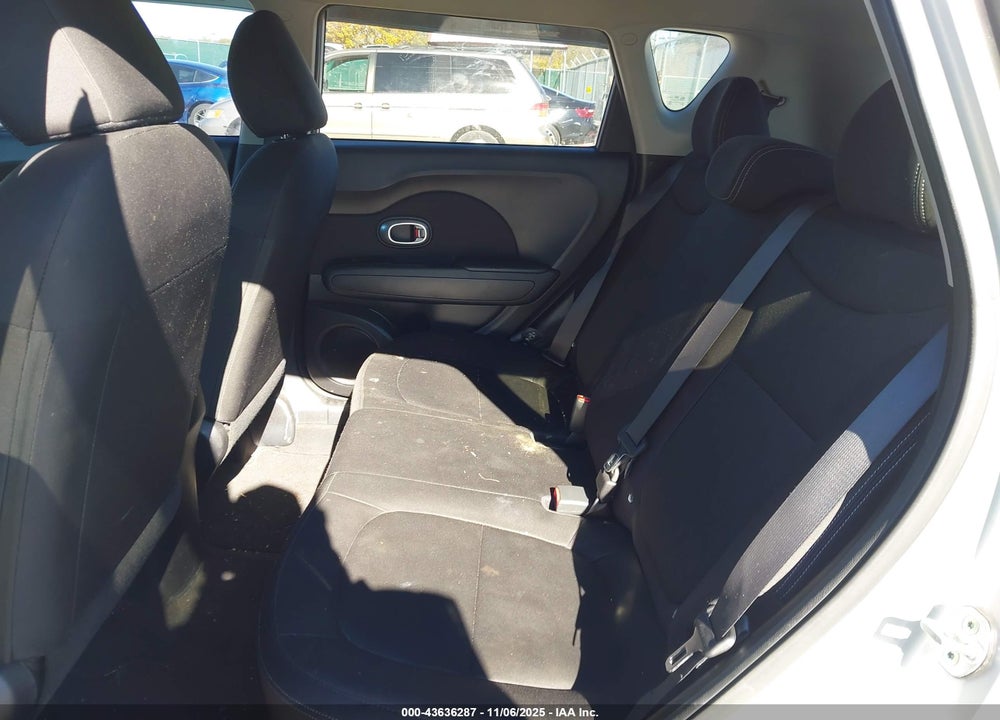 2015 KIA SOUL VIN: KNDJN2A28F7813944
