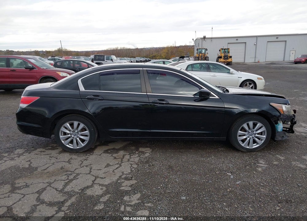 2012 HONDA ACCORD 2.4 EX-L VIN: 1HGCP2F82CA035124