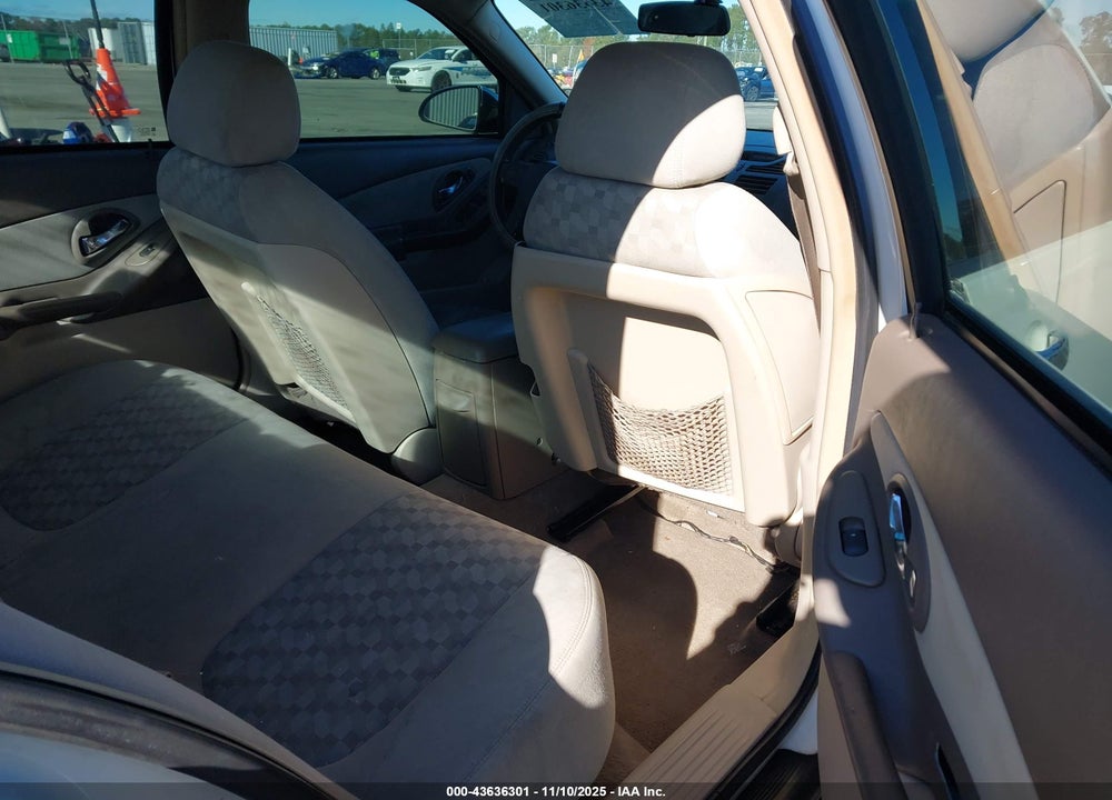 2005 CHEVROLET MALIBU LS VIN: 1G1ZT54825F153343