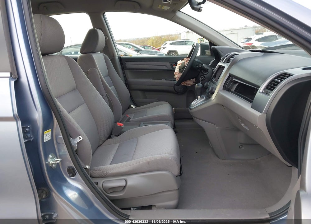 2008 HONDA CR-V LX VIN: JHLRE48348C010994