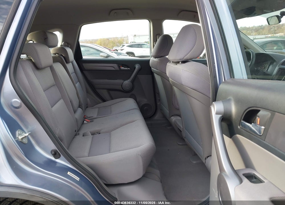 2008 HONDA CR-V LX VIN: JHLRE48348C010994