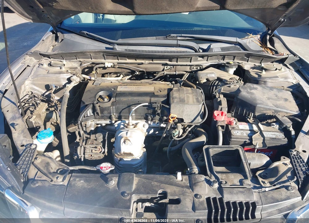 2014 HONDA ACCORD VIN: 1HGCR2F32EA194355