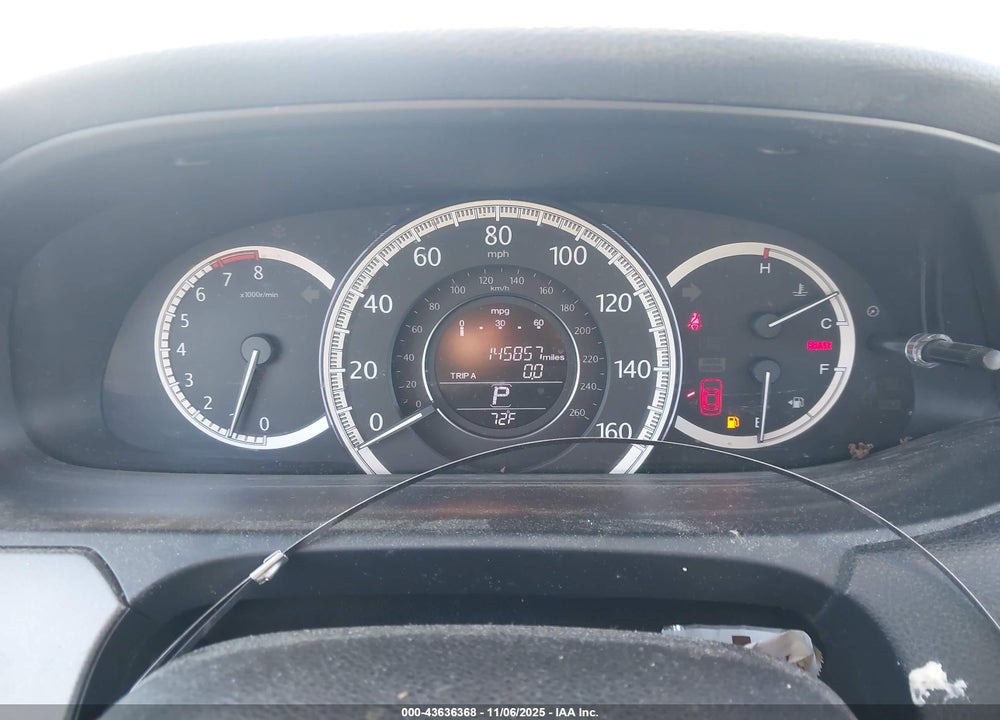 2014 HONDA ACCORD VIN: 1HGCR2F32EA194355