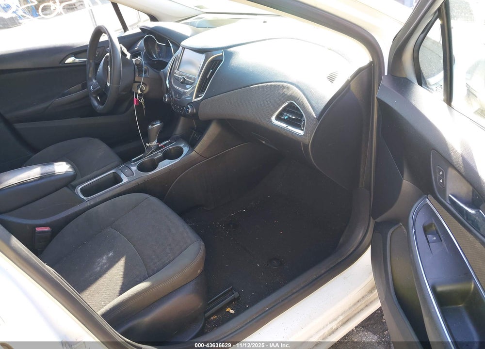 2016 CHEVROLET CRUZE LT AUTO VIN: 1G1BE5SM8G7315792