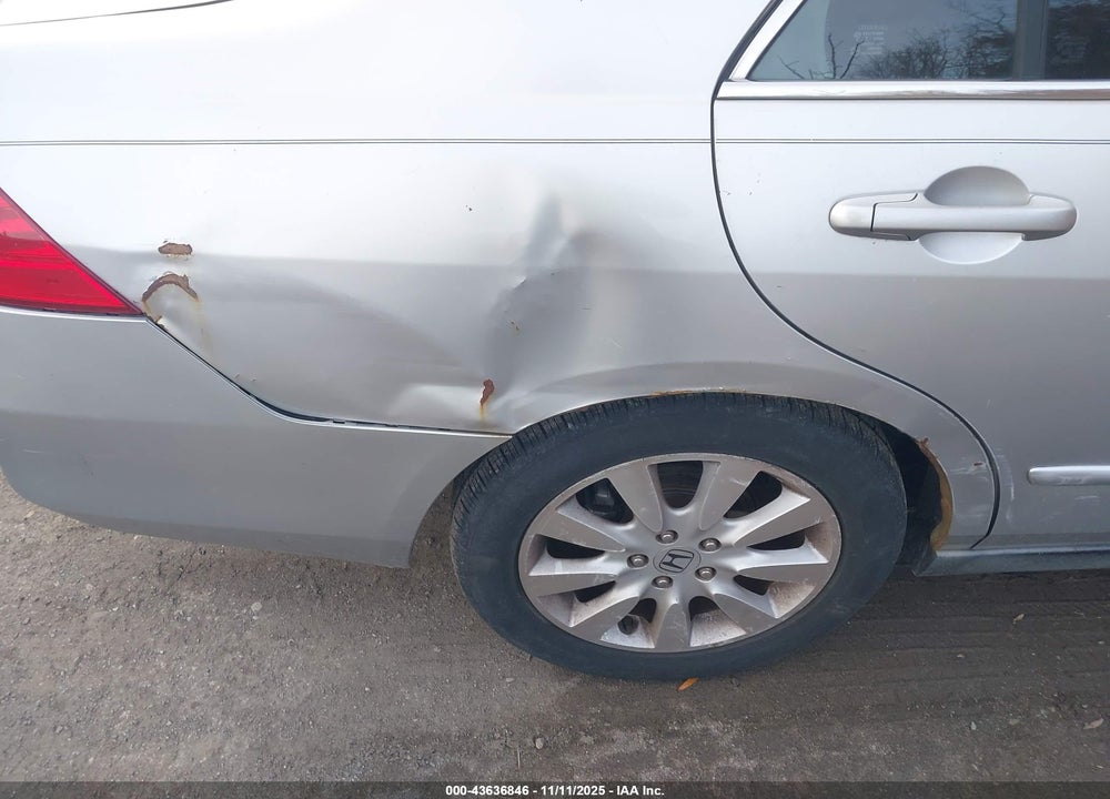 2007 HONDA ACCORD 3.0 SE VIN: 1HGCM66497A018825