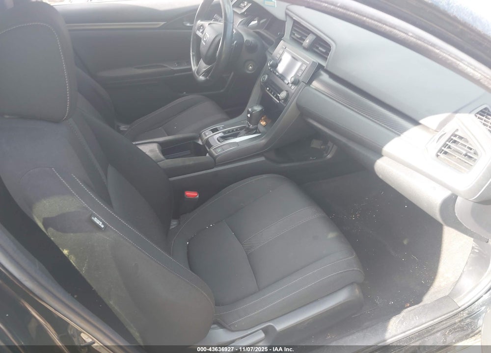 2017 HONDA CIVIC VIN: SHHFK7H43HU218479