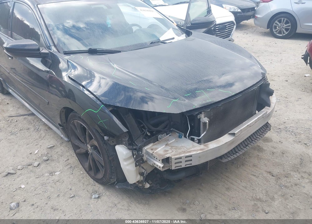 2017 HONDA CIVIC VIN: SHHFK7H43HU218479