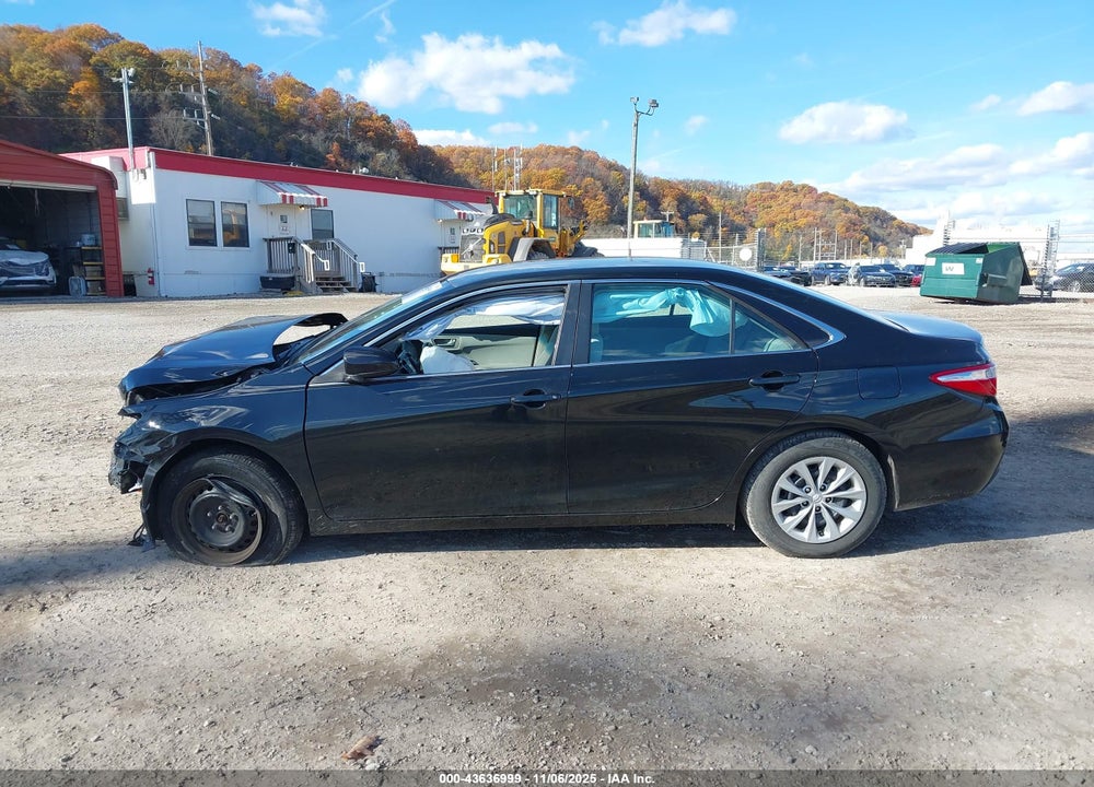 2016 TOYOTA CAMRY LE VIN: 4T4BF1FK1GR582135