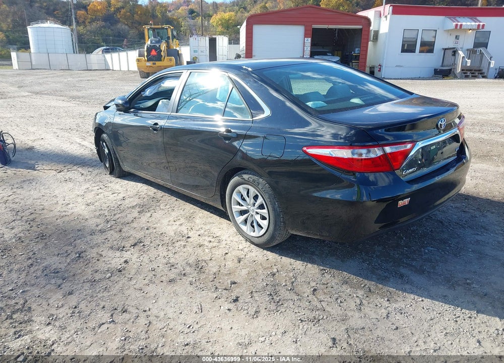 2016 TOYOTA CAMRY LE VIN: 4T4BF1FK1GR582135