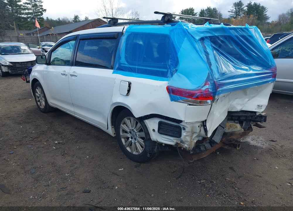 2012 TOYOTA SIENNA XLE 7 PASSENGER VIN: 5TDDK3DC4CS033084