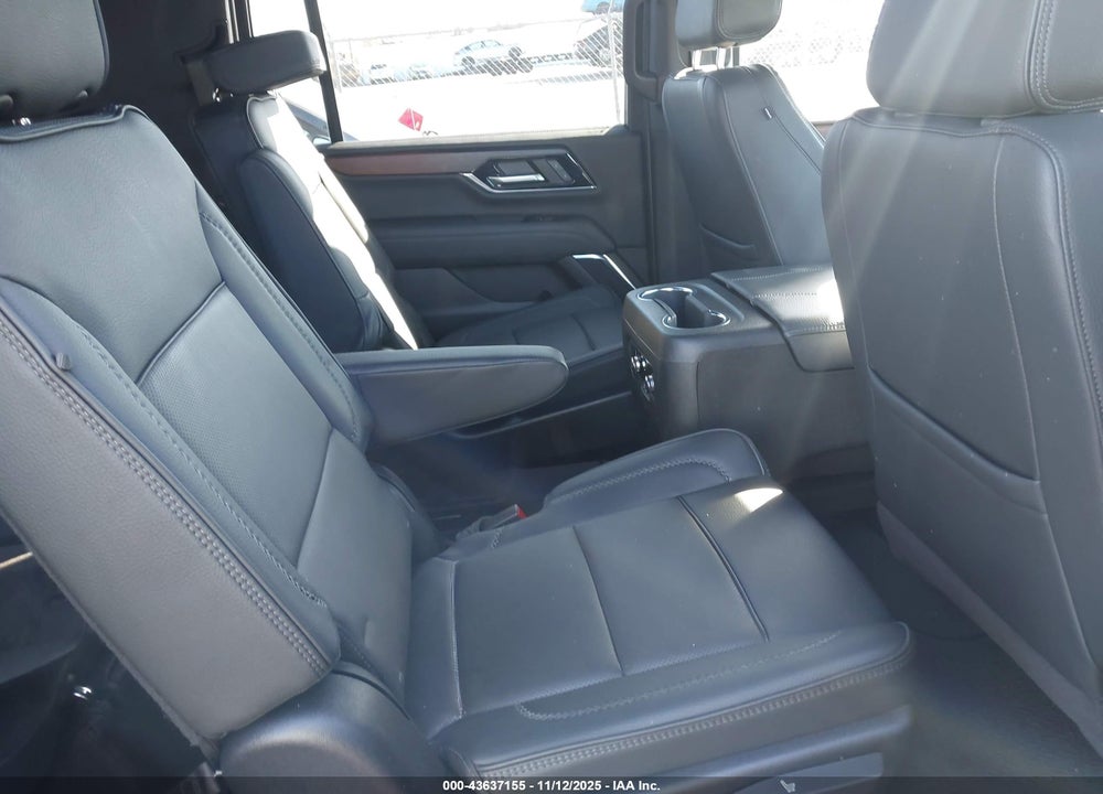 2025 GMC YUKON XL VIN: 1GKS2JRL9SR247610
