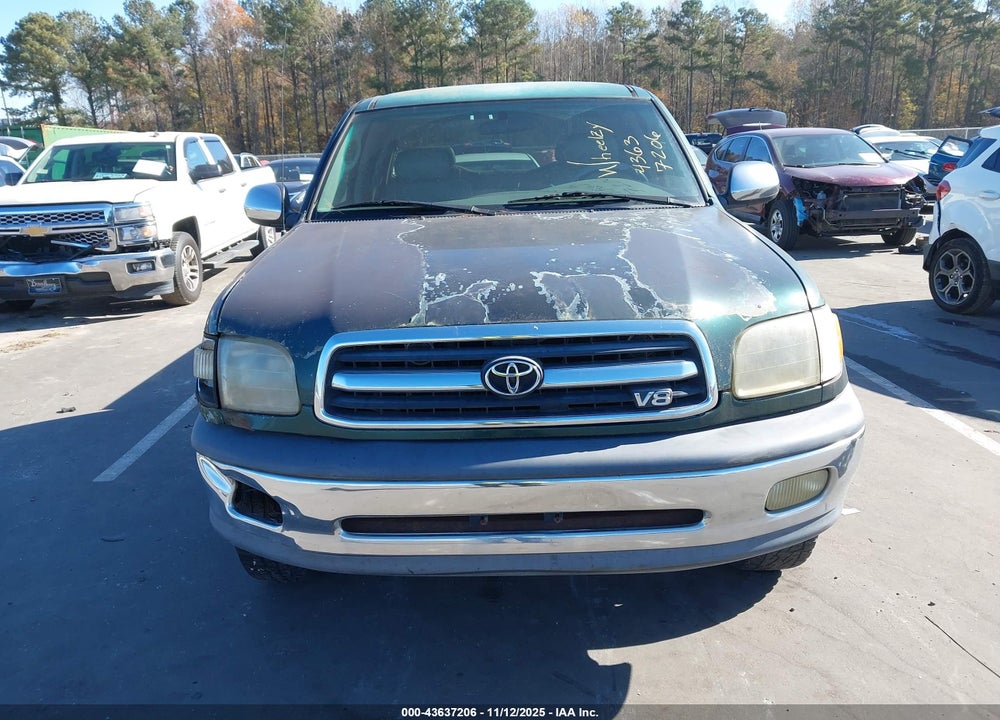 2000 TOYOTA TUNDRA SR5 V8 VIN: 5TBRT3416YS018796