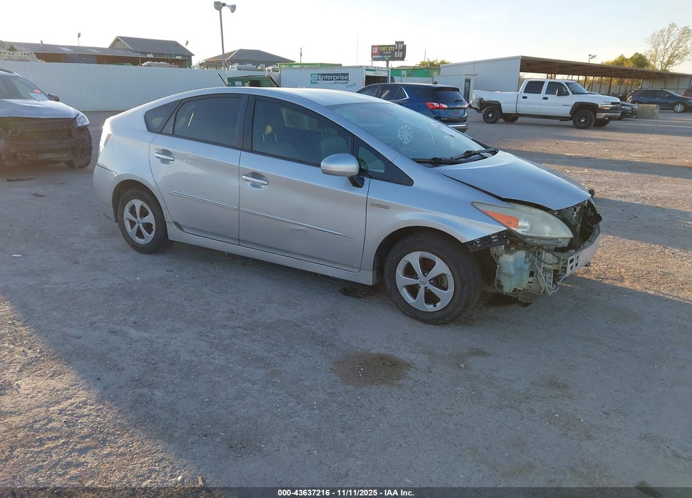 2013 TOYOTA PRIUS FOUR VIN: JTDKN3DU7D5674633