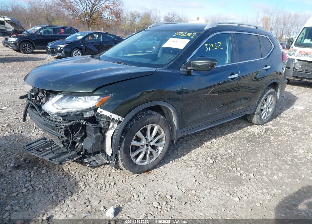 2018 NISSAN ROGUE SV VIN: 5N1AT2MV7JC743182