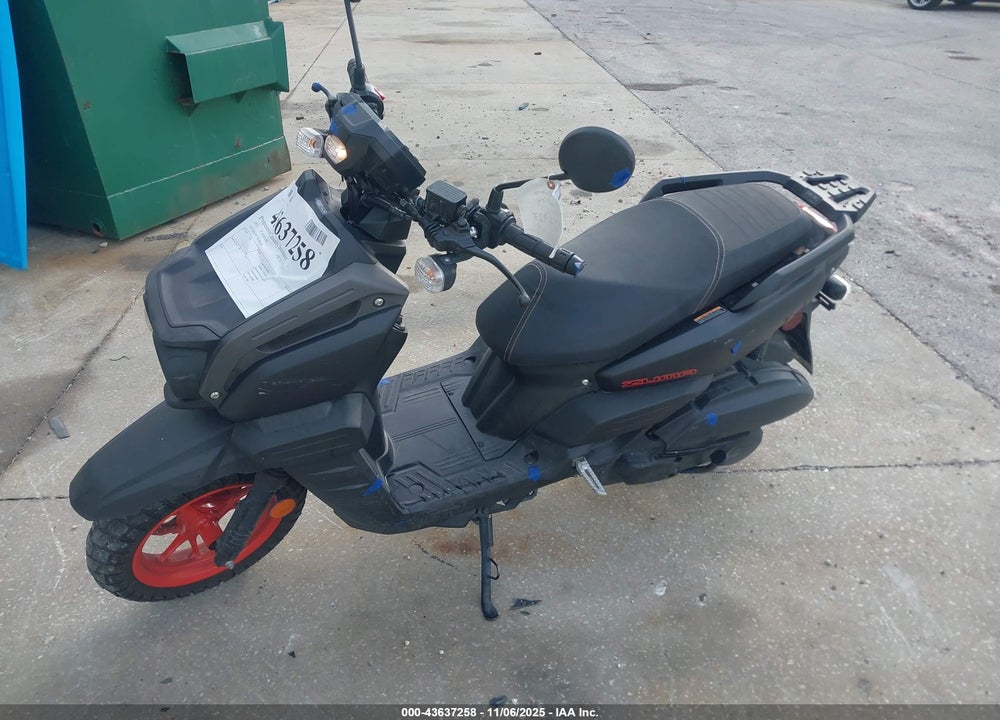 2024 YAMAHA YW125 VIN: RKRSEH9Y7RA006105