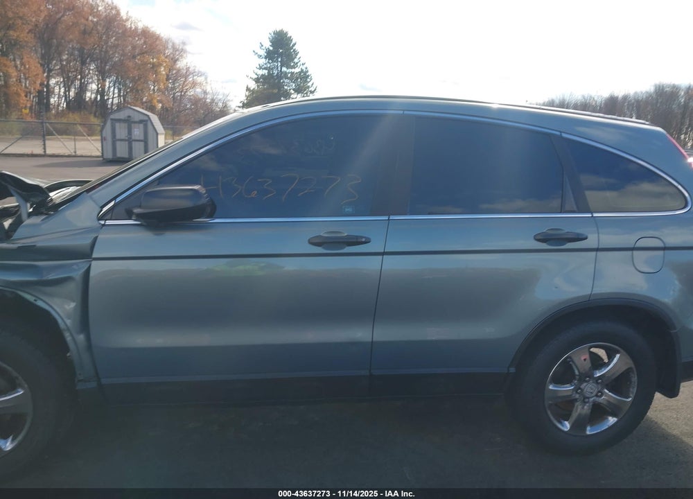 2011 HONDA CR-V LX VIN: 5J6RE3H30BL031222