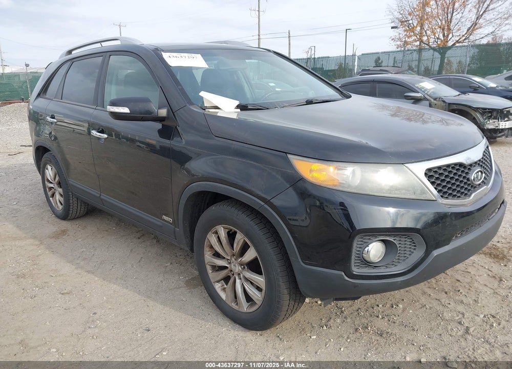 2011 KIA SORENTO EX V6 VIN: 5XYKUDA24BG058016