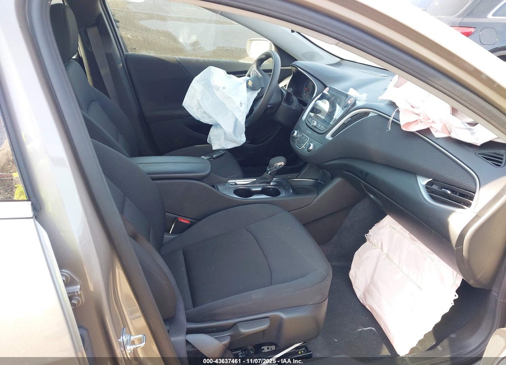 2025 CHEVROLET MALIBU VIN: 1G1ZD5ST8SF124915