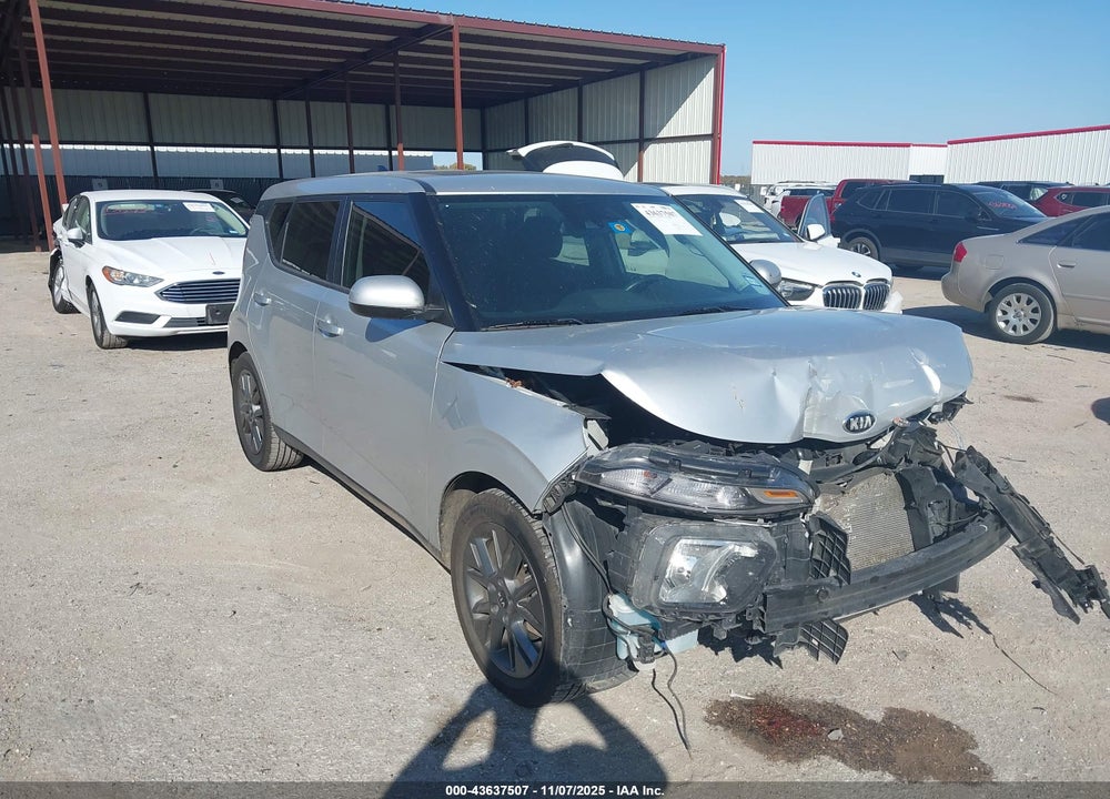 2021 KIA SOUL EX VIN: KNDJ33AU2M7764105