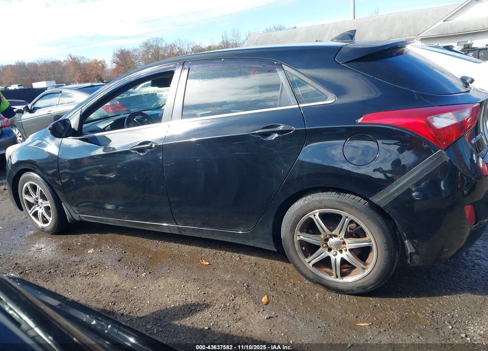 2013 HYUNDAI ELANTRA GT VIN: KMHD35LE8DU088366
