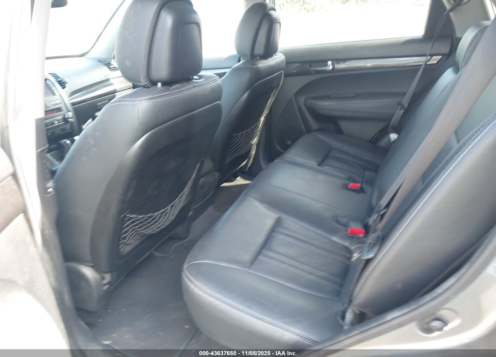 2013 KIA SORENTO VIN: 5XYKUDA60DG397944