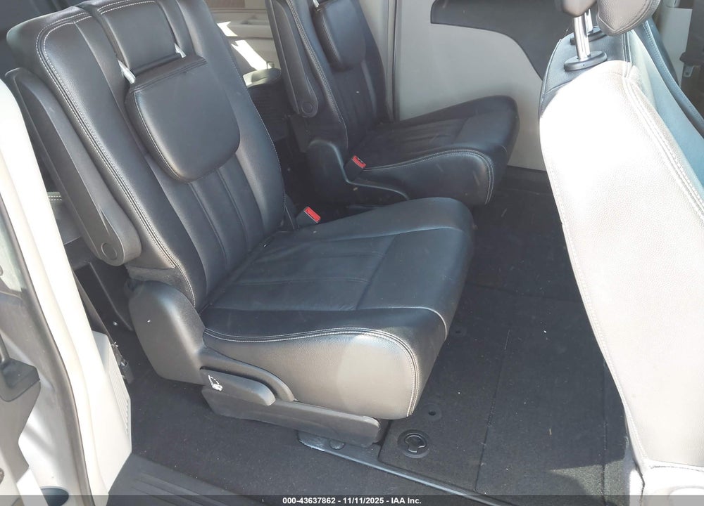 2015 CHRYSLER TOWN & COUNTRY TOURING VIN: 2C4RC1BGXFR544793