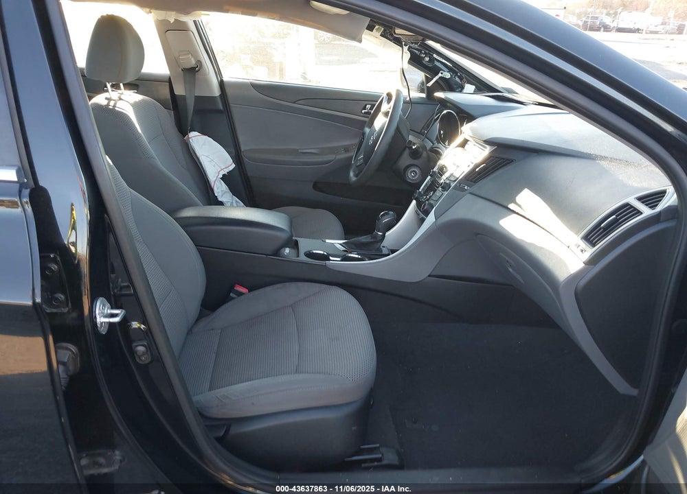 2012 HYUNDAI SONATA GLS VIN: 5NPEB4AC6CH407098