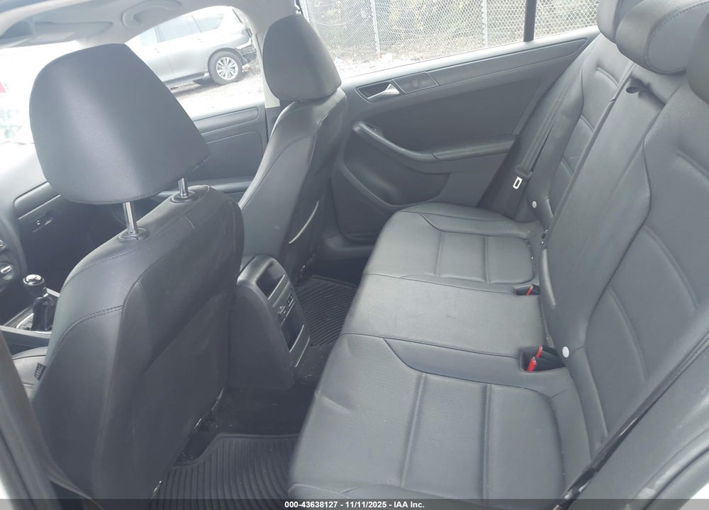 2012 VOLKSWAGEN JETTA 2.5L SE VIN: 3VWBP7AJ7CM362703