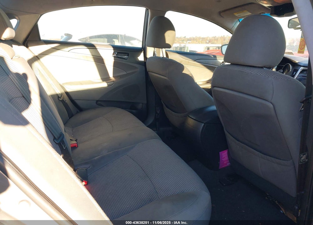 2012 HYUNDAI SONATA GLS VIN: 5NPEB4AC5CH348772