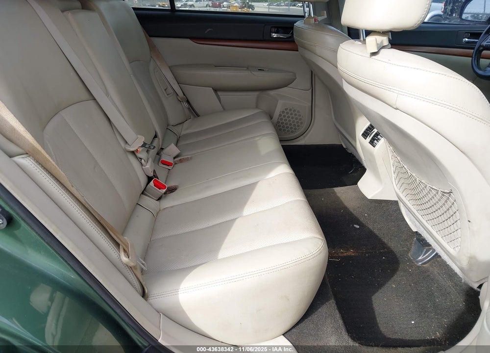 2013 SUBARU OUTBACK 2.5I LIMITED VIN: 4S4BRCKC2D3215242
