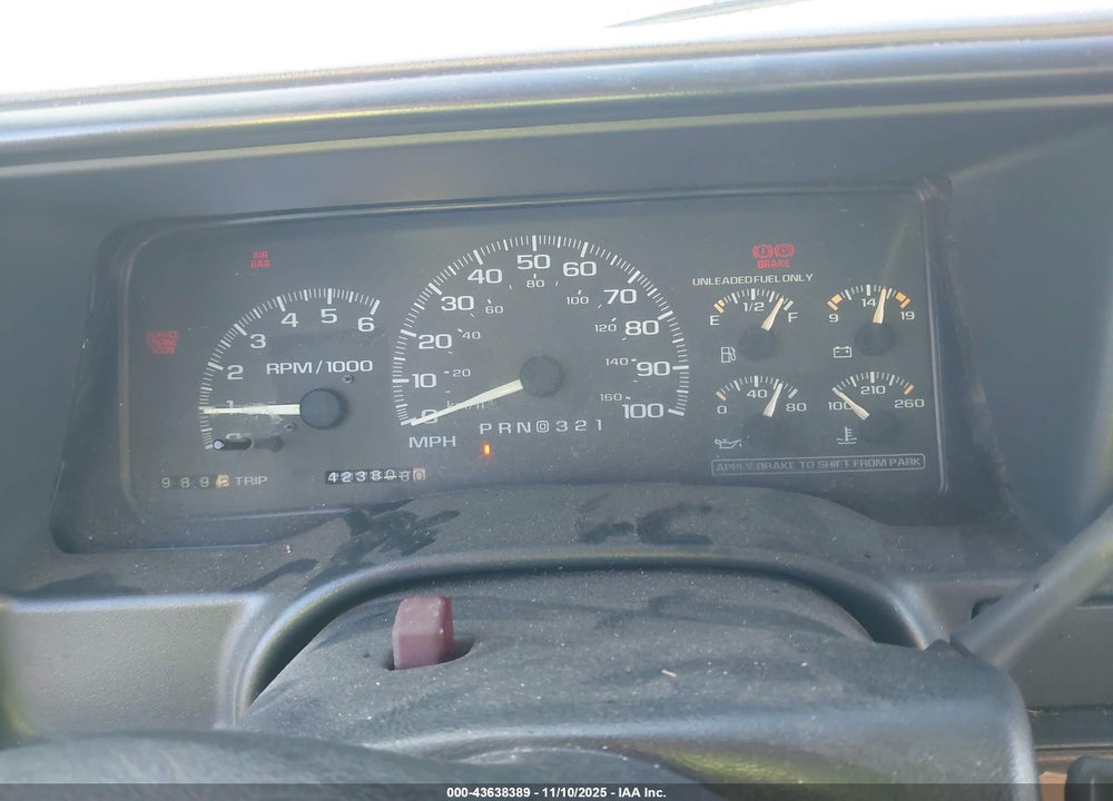 1997 CHEVROLET C1500 FLEETSIDE VIN: 2GCEC19R5V1201831