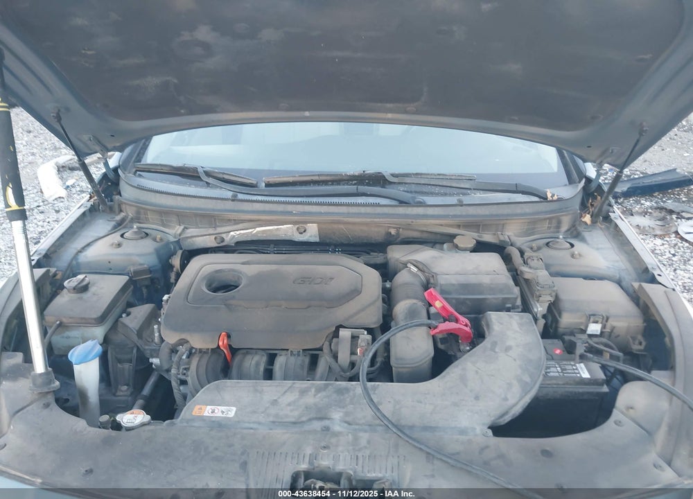 2015 HYUNDAI SONATA SE VIN: 5NPE24AF3FH152781