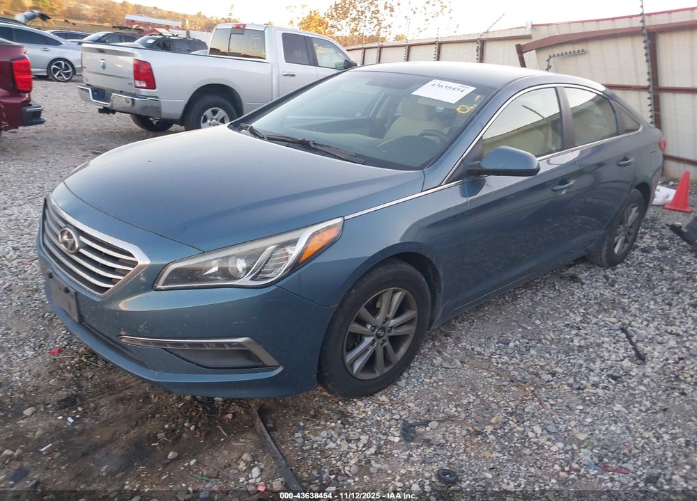 2015 HYUNDAI SONATA SE VIN: 5NPE24AF3FH152781