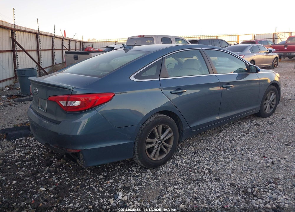 2015 HYUNDAI SONATA SE VIN: 5NPE24AF3FH152781